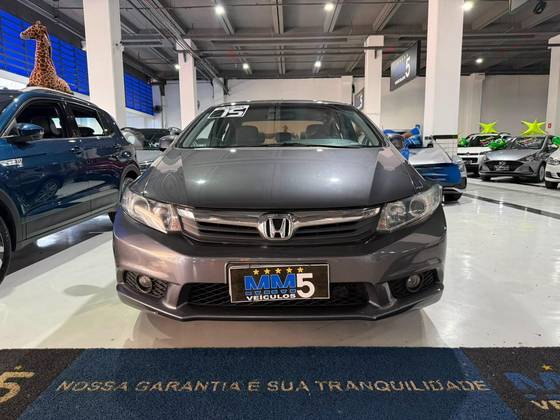 HONDA CIVIC 1.8 LXS 16V FLEX 4P AUTOMÁTICO